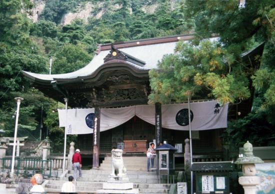 yakuri-ji temple