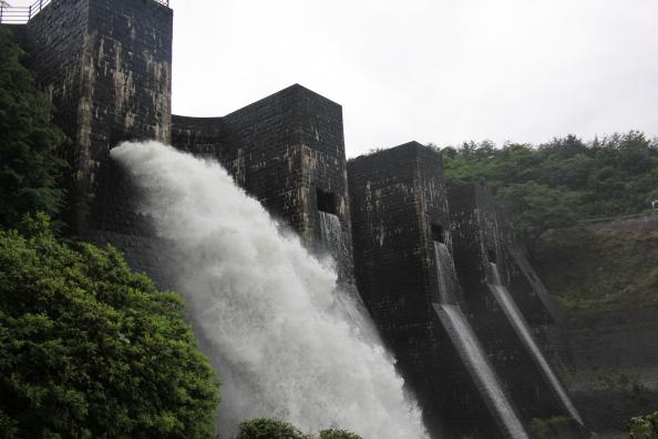 honenike pond  dam