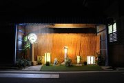 岡本隊長とめぐる石あかりガイドツアー