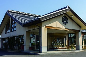 手打免許 さぬきうどん　さぬき麺業 松並店