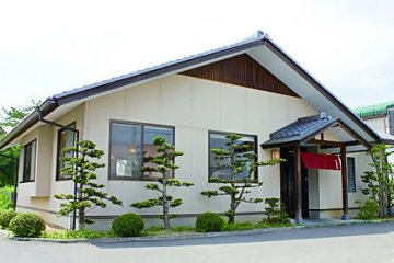 本格手打ちうどん　うまじ家