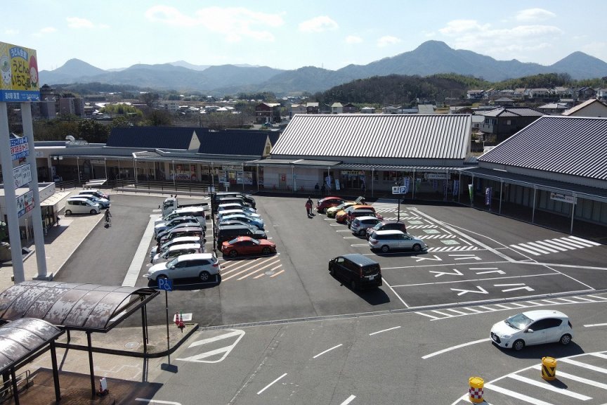 綾川町うどん会館の外観