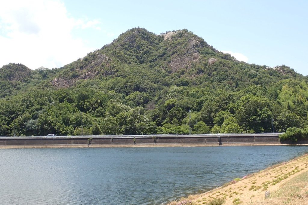 三木町の岩山嶽山を登ろう