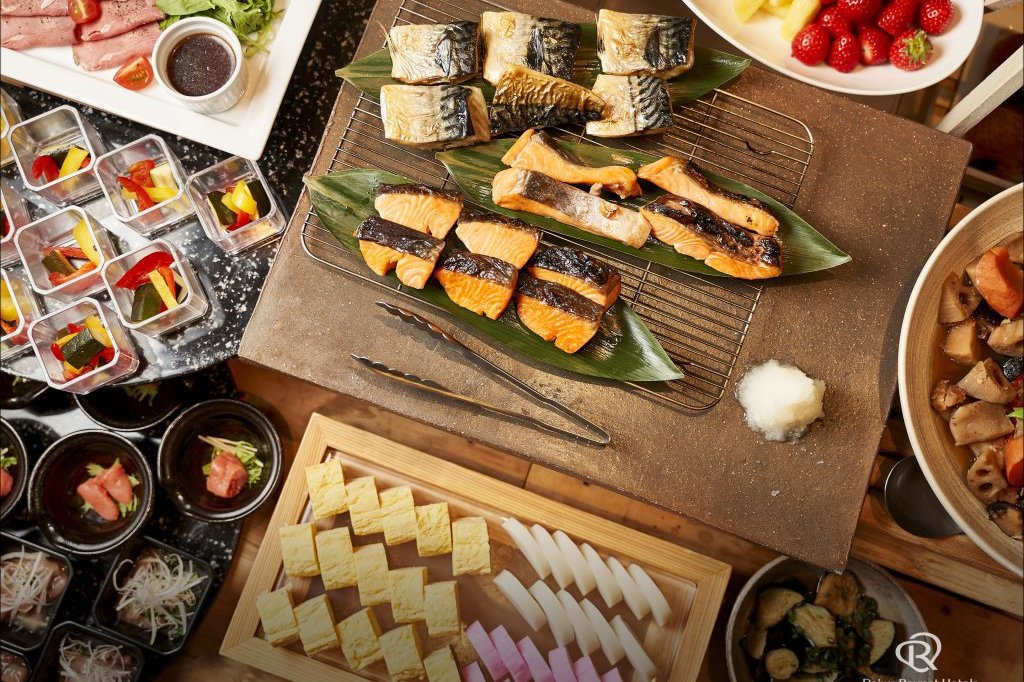 朝食ビュッフェ