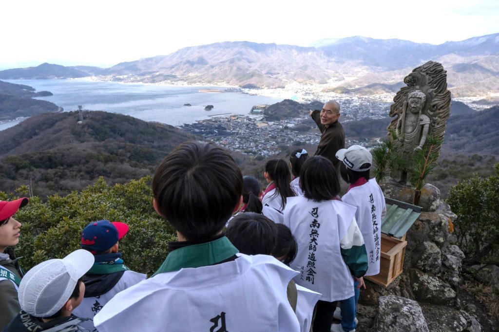 【小豆島遍路巡礼】始まりの山岳霊場「碁石山」での護摩祈祷体験ツアー
