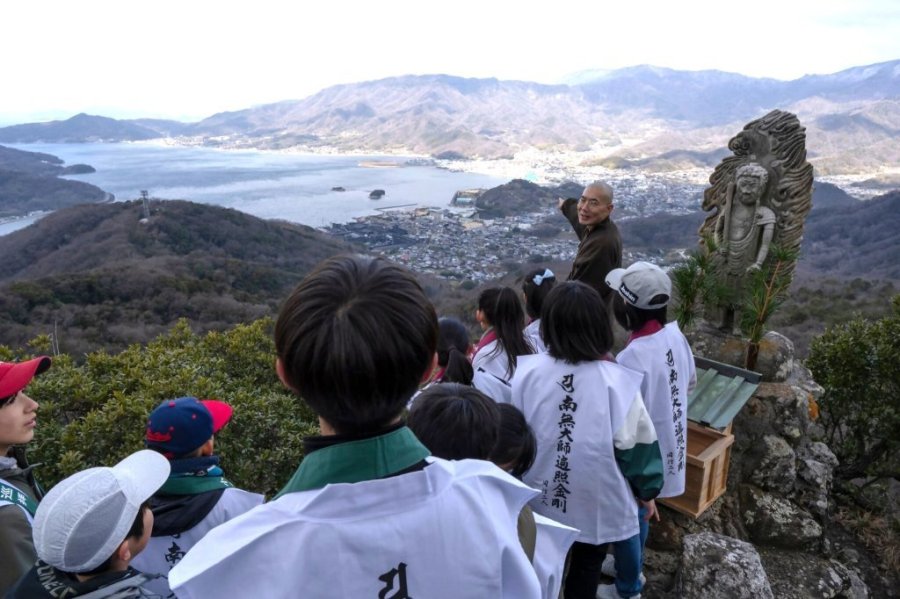 【小豆島遍路巡礼】始まりの山岳霊場「碁石山」での護摩祈祷体験ツアー
