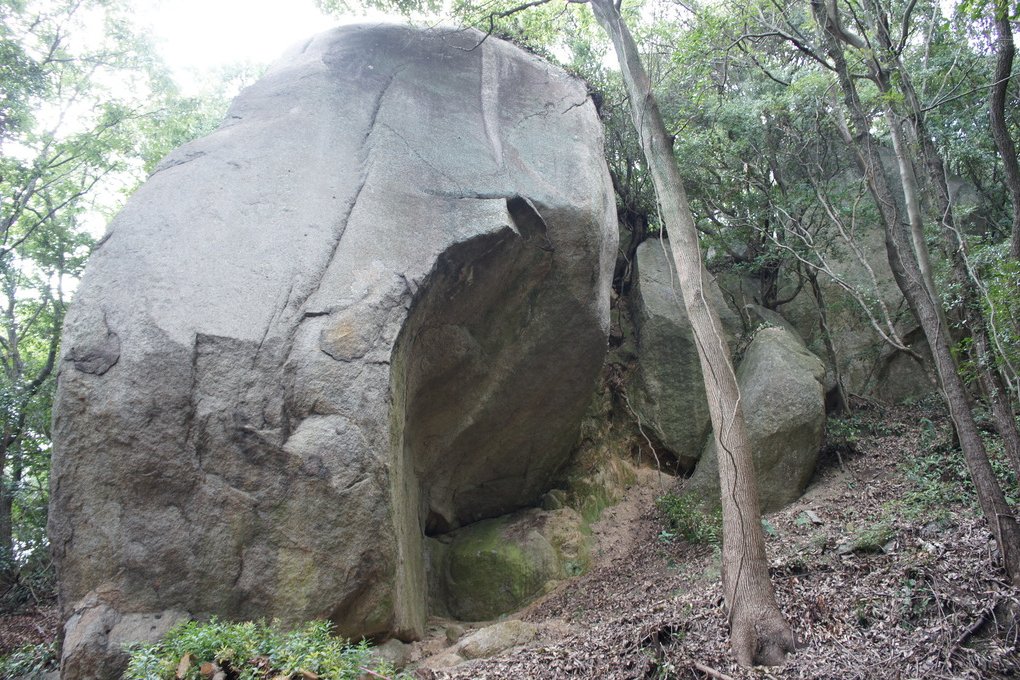 大坂城石垣石丁場跡（小豆島石丁場跡）「天狗岩丁場」