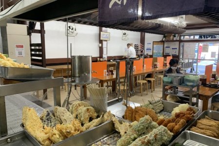 さか枝うどん　本店