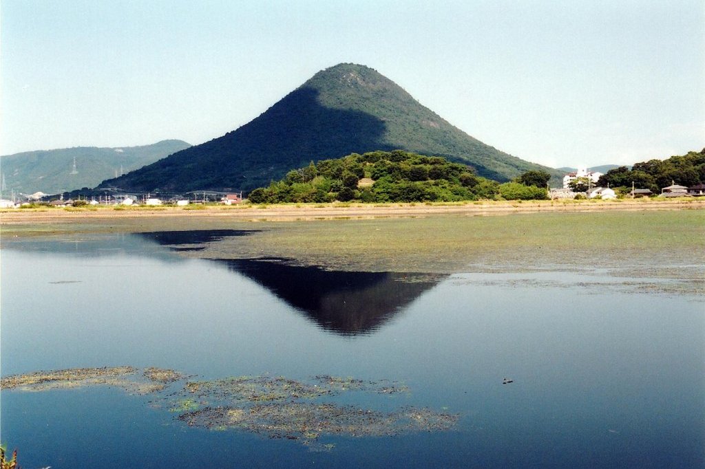 飯野山（讃岐富士）