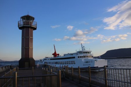 せとしるべ（高松港玉藻防波堤灯台）