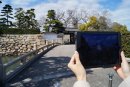 タブレットを使いながら、園内を自由に散策！