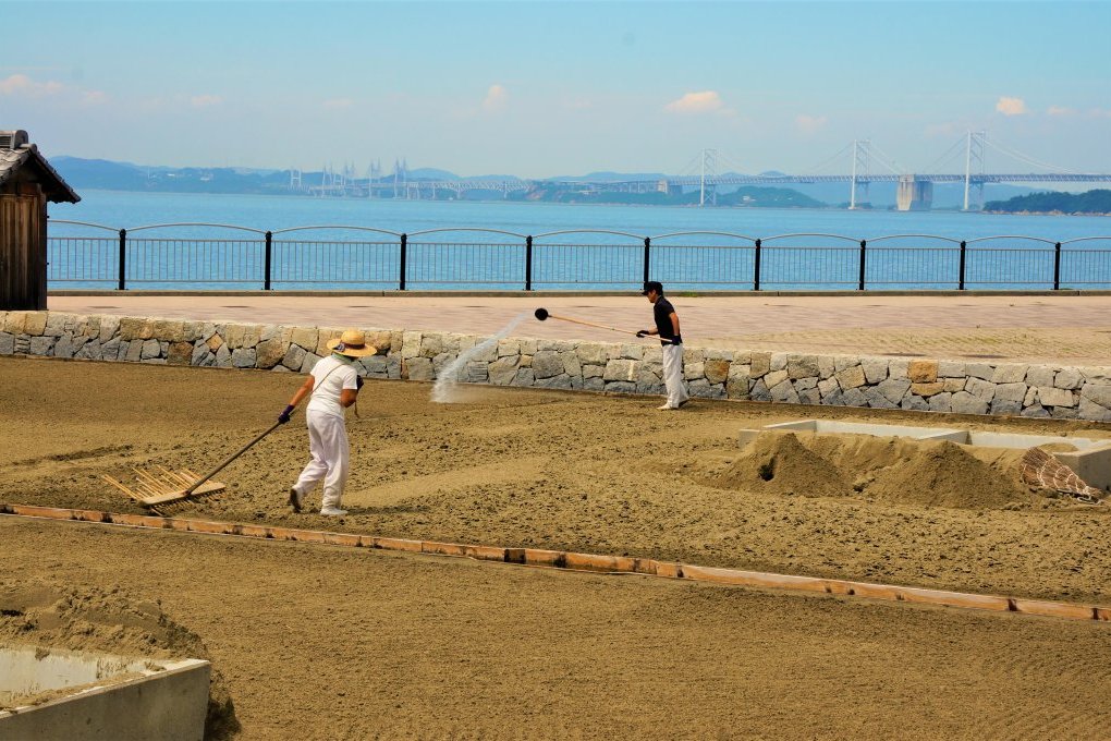 【食文化体験】入浜式の塩づくり