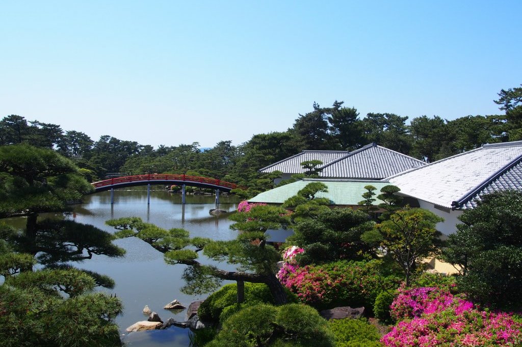 中津万象園・丸亀美術館