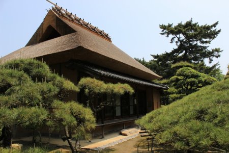 中津万象園（なかづばんしょうえん）と丸亀美術館