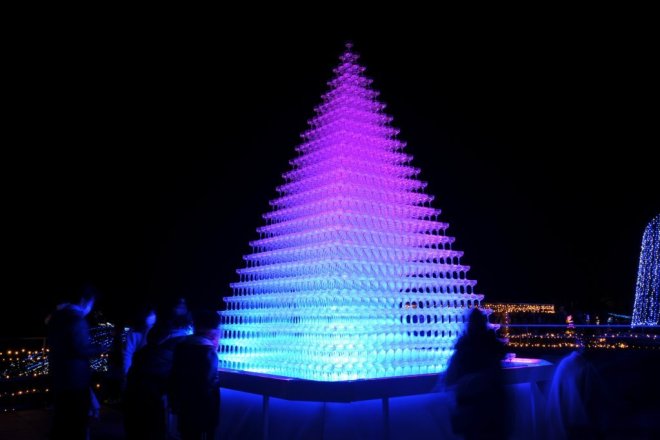シャンパングラスタワー※画像は過去の実施状況