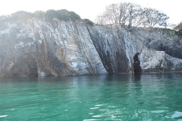 絹島・丸亀島（女島・男島）
