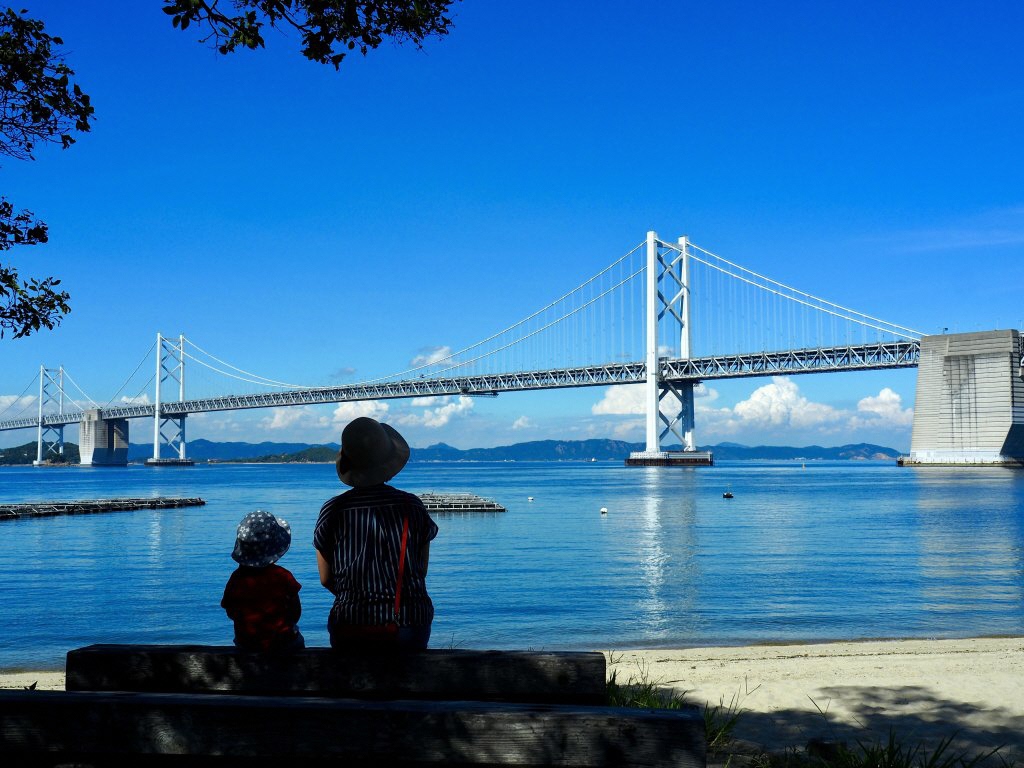 丸亀港発　本島・沙弥島<br>
気軽にアートを楽しむ旅　1泊2日