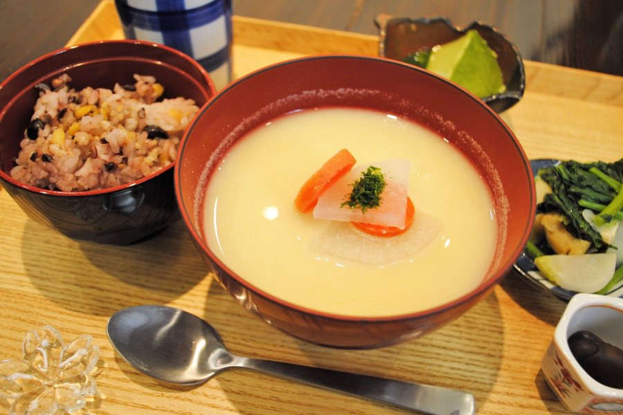 讃岐名物食べ歩きの旅・高松中心部