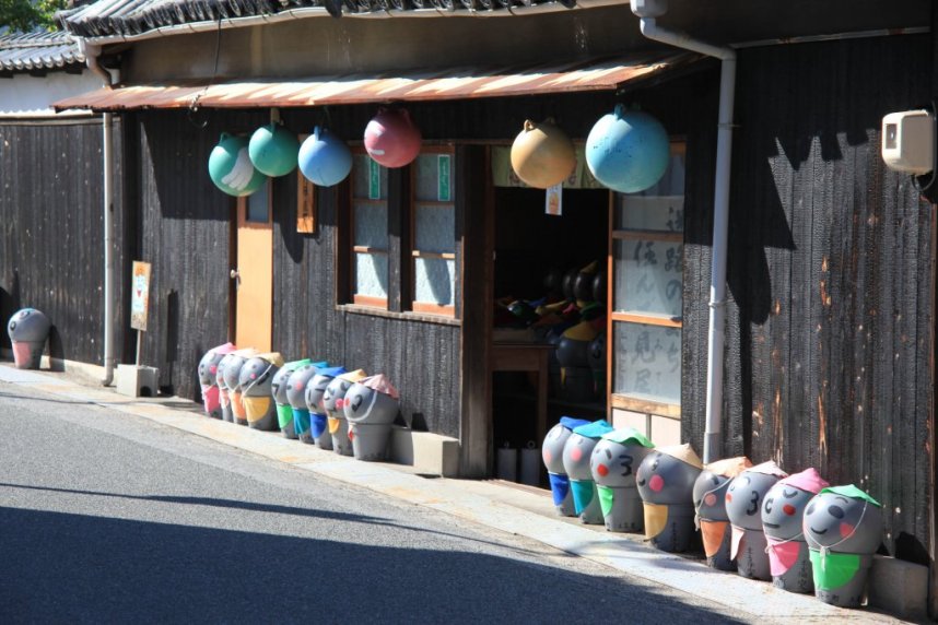 迷路のまちで不思議なアートと出会おう！