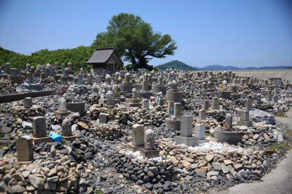 長崎集落の埋め墓