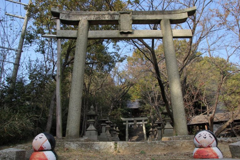 鳥居にもブイアートが！
