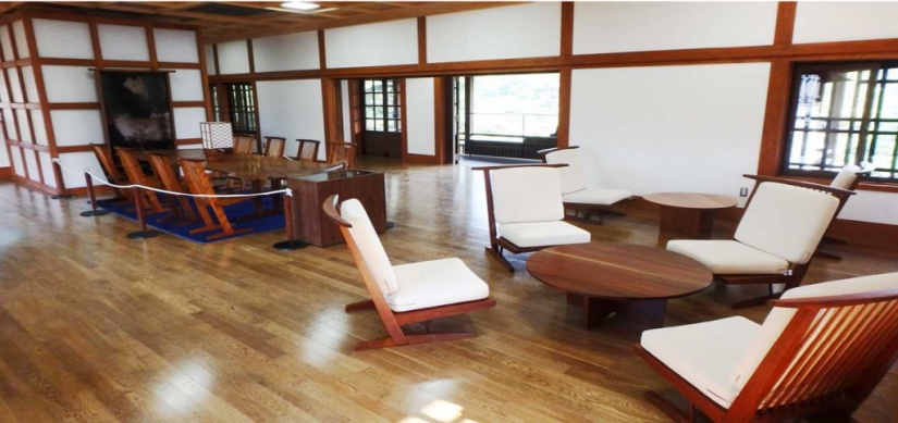 本館二階