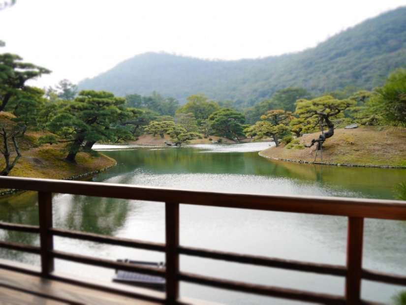 「泛花亭（はんかてい）」から望む見事な景観