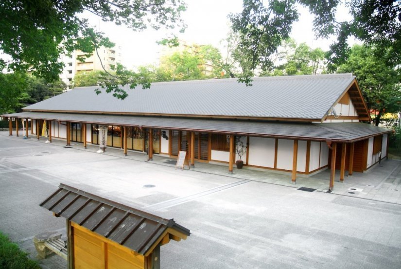 「平成26年度木材利用優良施設コンクール」において、県内初の木材利用推進中央協議会会長賞を受賞した建物 1 2