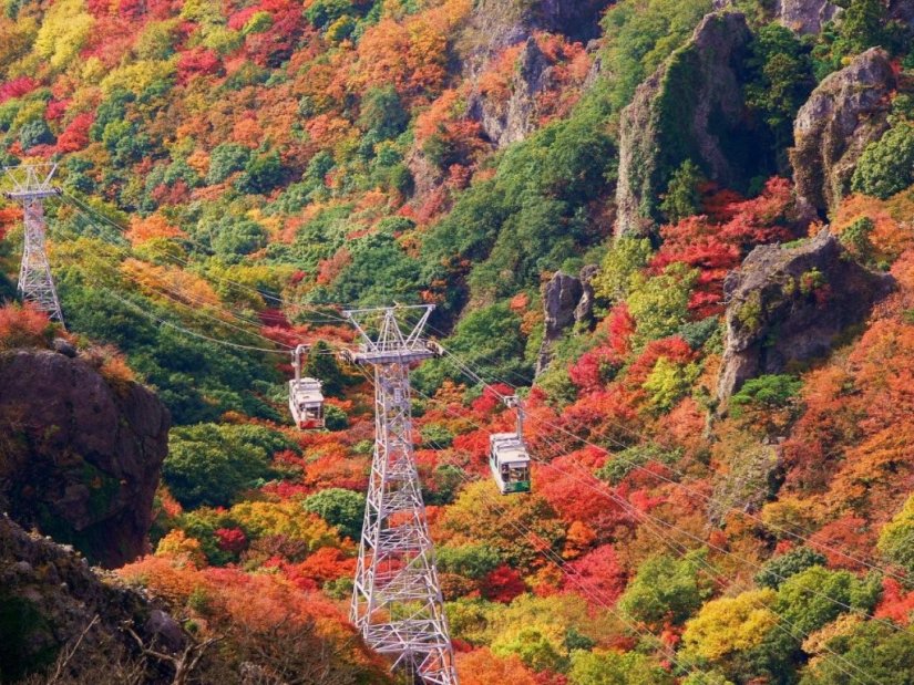 ロープウェイ山頂駅からの眺めも抜群