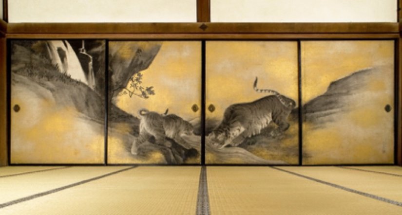 虎が戯れる様子を描いた「虎之間」