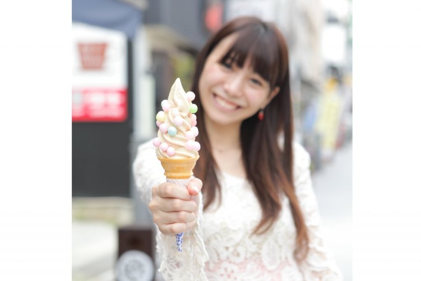 「おいりソフト」の「おいり」は古くから嫁入り道具の一つ。食べると良縁に恵まれるかも？