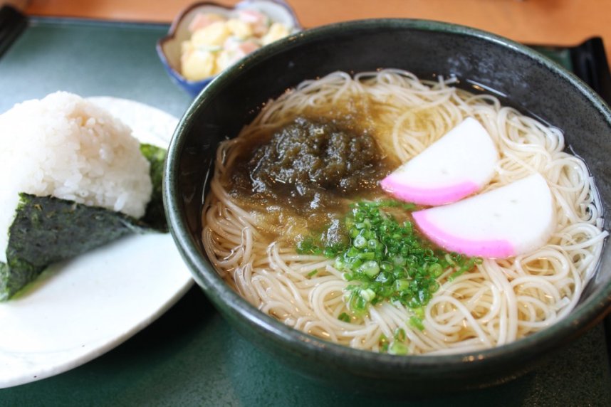 冬には温かい素麺でぽかぽか