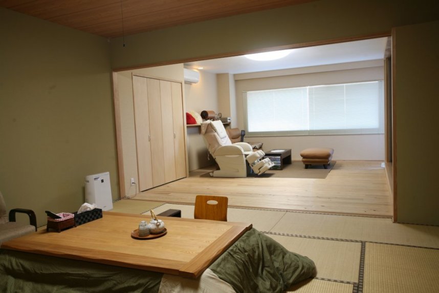 12畳の和室、フローリング、ベッドルームを備えた「桃太郎さんのお部屋」