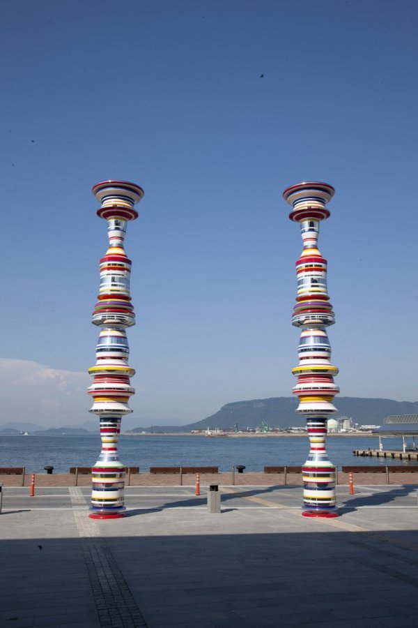 大巻伸嗣　「Liminal air-core-」　Photo:Osamu Nakamura