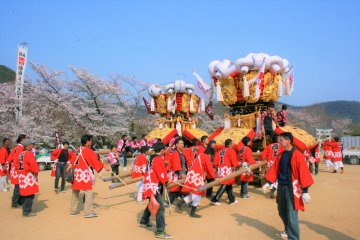 高屋神社大祭