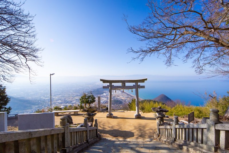高屋神社