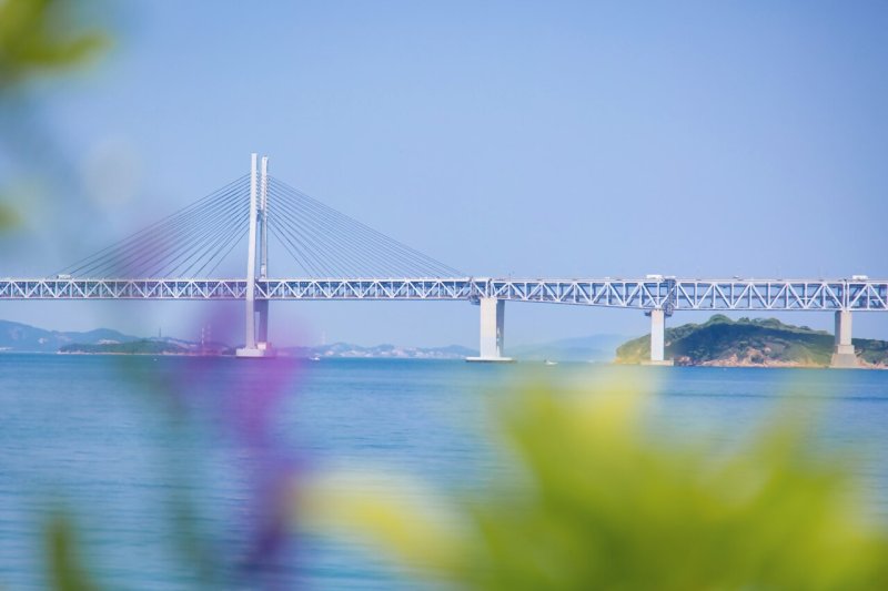 瀬戸大橋（本島から）