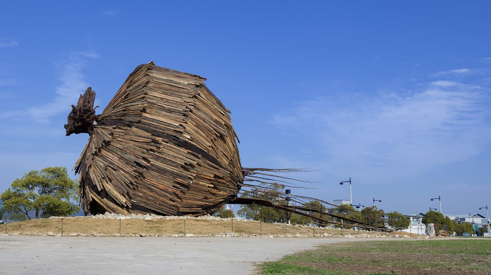 林舜龙的【超越国境・海】 Photo: Yasushi Ichikawa