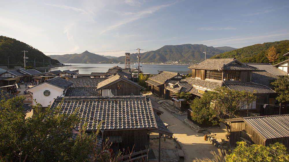 二十四只眼睛电影村 村庄风景